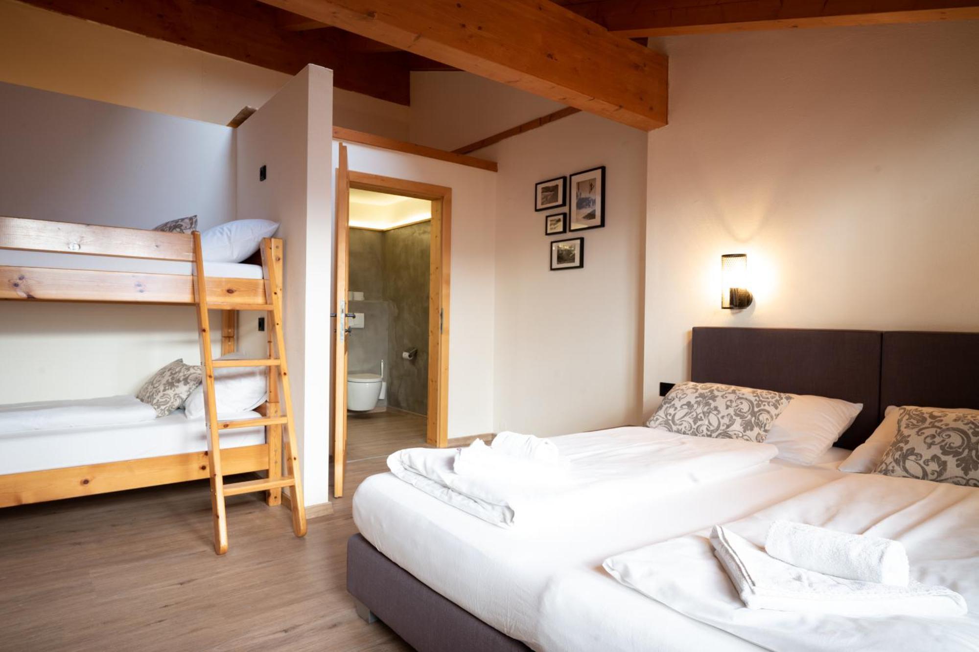 Landhaus Lodges Kaprun By We Rent Стая снимка